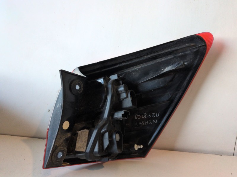 Recambio de piloto trasero izquierdo para nissan qashqai (j10) m9r856 referencia OEM IAM   