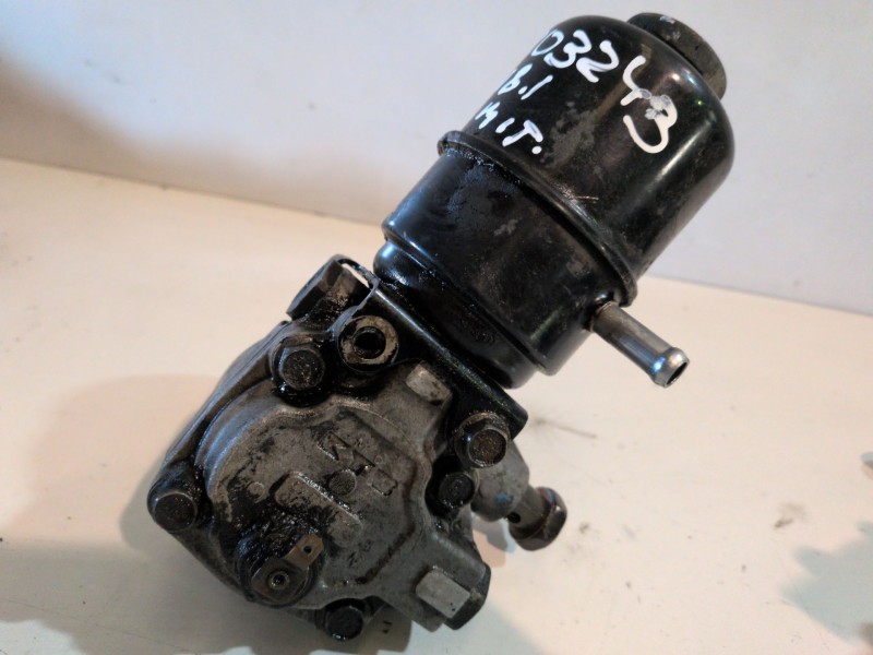 Recambio de bomba direccion para mitsubishi montero (v60/v70) 4m41 referencia OEM IAM   
