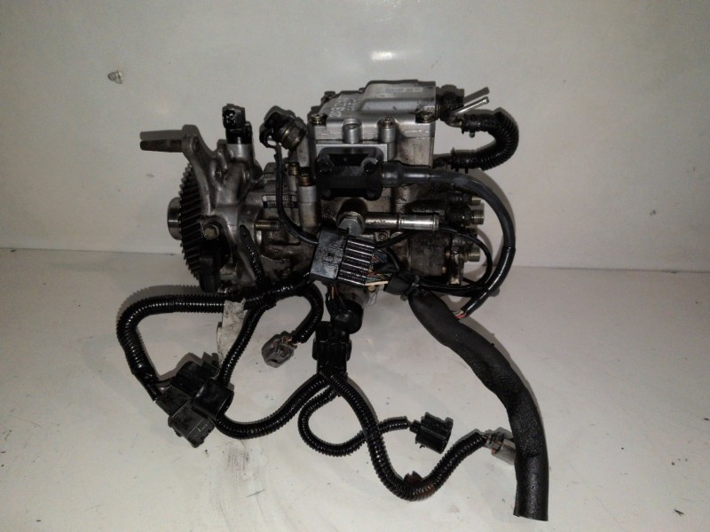 Recambio de bomba inyeccion para mitsubishi montero (v60/v70) 4m41 referencia OEM IAM 4797786421  