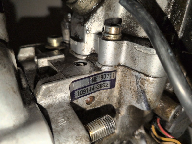 Recambio de bomba inyeccion para mitsubishi montero (v60/v70) 4m41 referencia OEM IAM 4797786421  