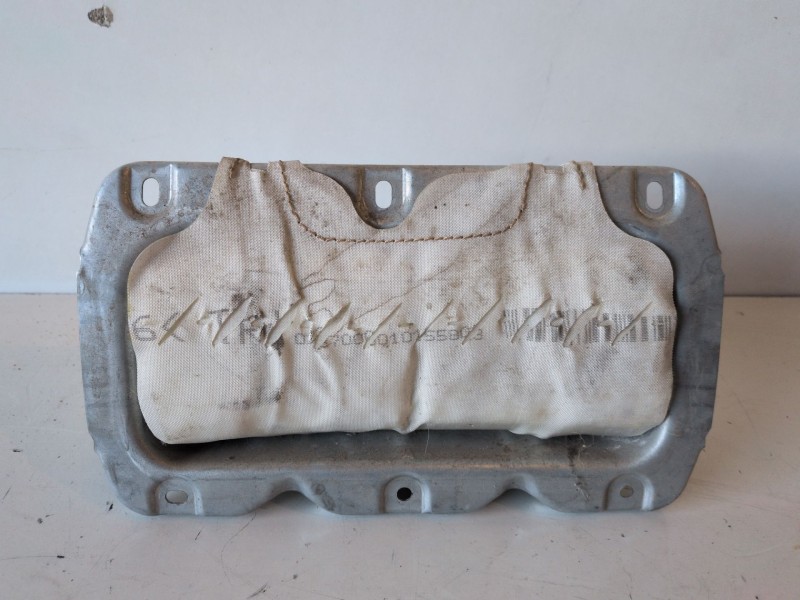 Recambio de airbag delantero derecho para ford fiesta (cb1) tzja referencia OEM IAM 8V51A044H30AB  