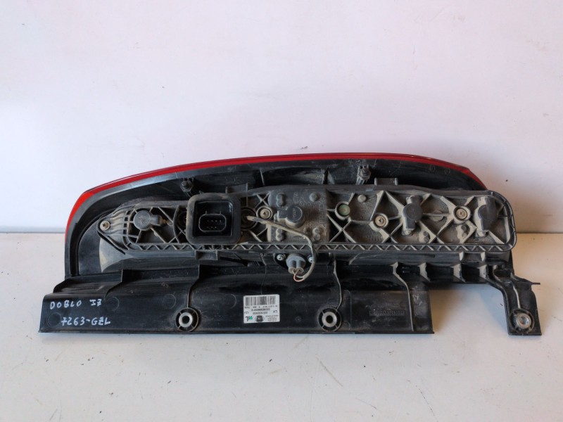 Recambio de piloto trasero izquierdo para fiat ii doblò (152) 198a3000 referencia OEM IAM   
