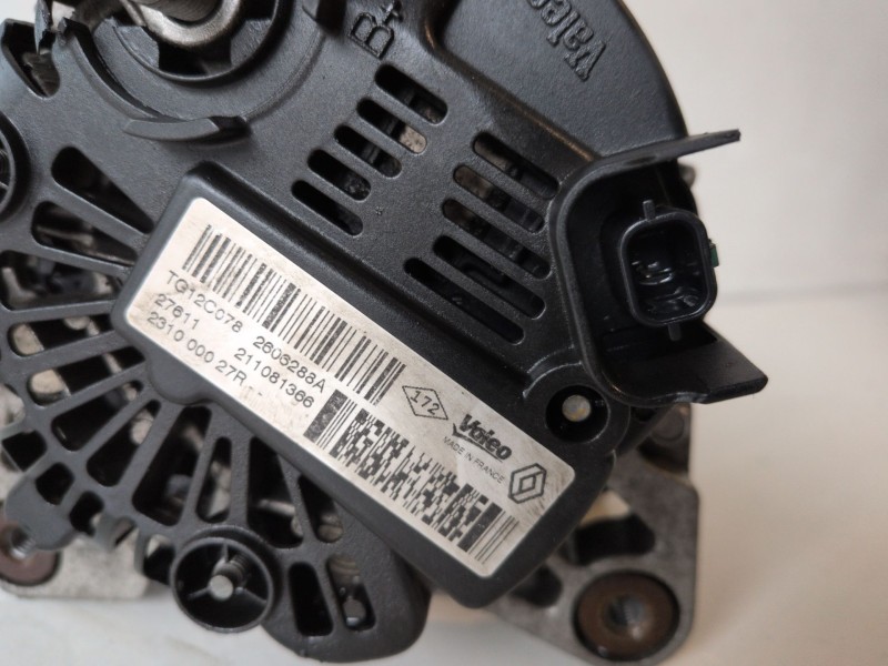 Recambio de alternador para renault megane iii sport tourer k9k836 referencia OEM IAM 23100027R  