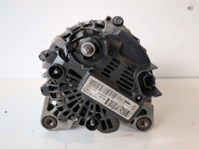 Recambio de alternador para renault megane iii sport tourer k9k836 referencia OEM IAM 23100027R  
