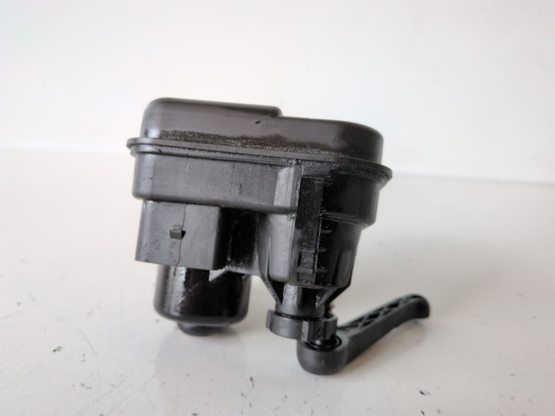 Recambio de caja mariposa para seat ibiza berlina (6j5) cfwa referencia OEM IAM 03P129086B  