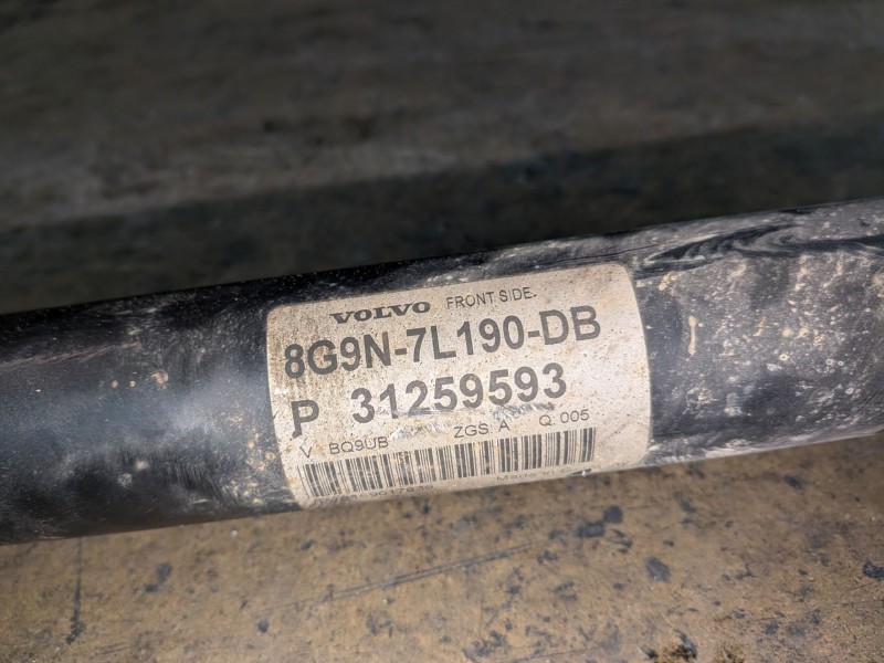 Recambio de transmision central para volvo xc60 d5244t10 referencia OEM IAM 8G9N7L190DB  
