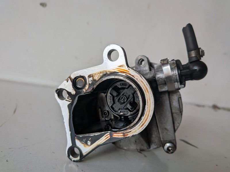 Recambio de depresor freno / bomba vacio para renault scenic ii (jm) f9q812 referencia OEM IAM   