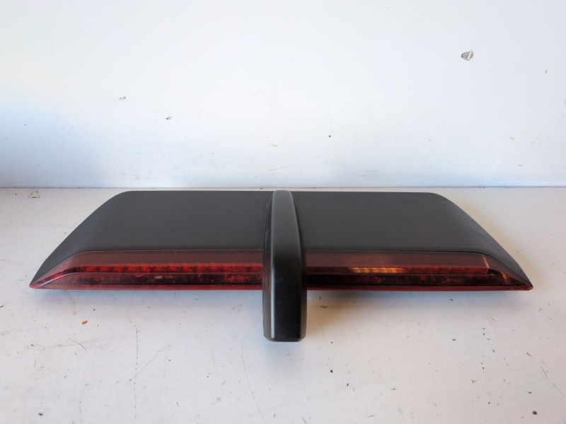 Recambio de luz central de freno para volkswagen crafter furgón (sy/sx) dau referencia OEM IAM   