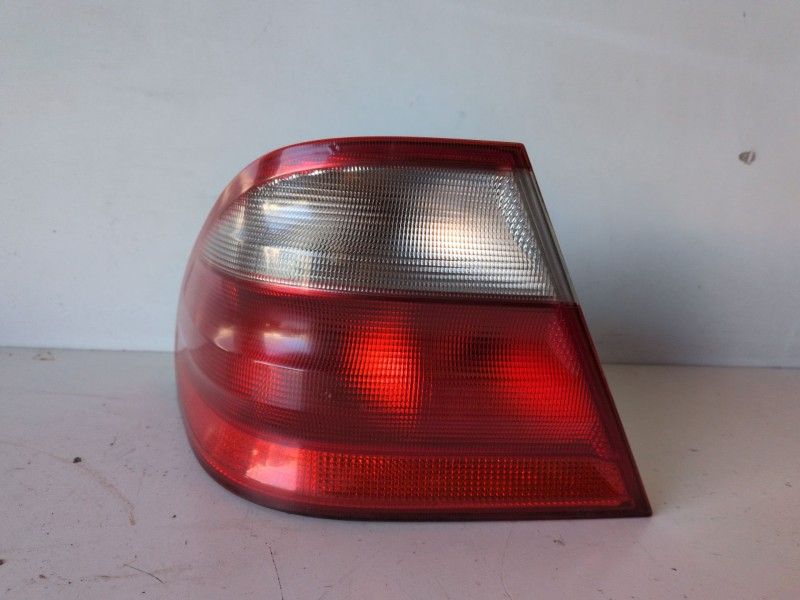 Recambio de piloto trasero izquierdo para mercedes-benz clk (bm 208) cabrio 112940 referencia OEM IAM   