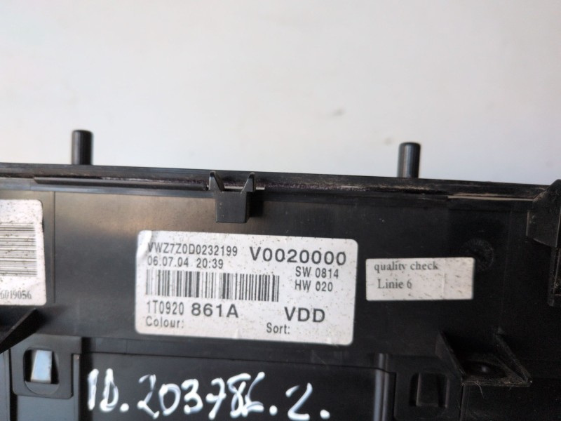 Recambio de cuadro instrumentos para volkswagen caddy (2k)(02.2004) bjb referencia OEM IAM 1T0920861A  