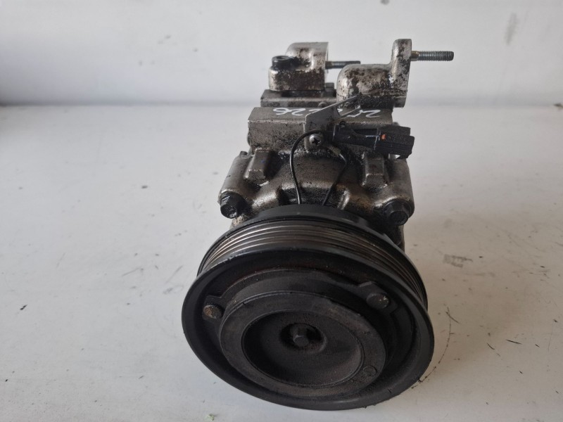 Recambio de compresor aire acondicionado para hyundai trajet (fo) g4jp referencia OEM IAM ALWAA06  