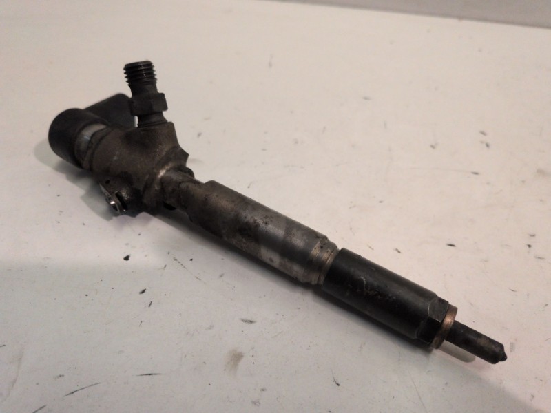 Recambio de inyector para renault megane ii grandtour k9k732 referencia OEM IAM H8200294788  
