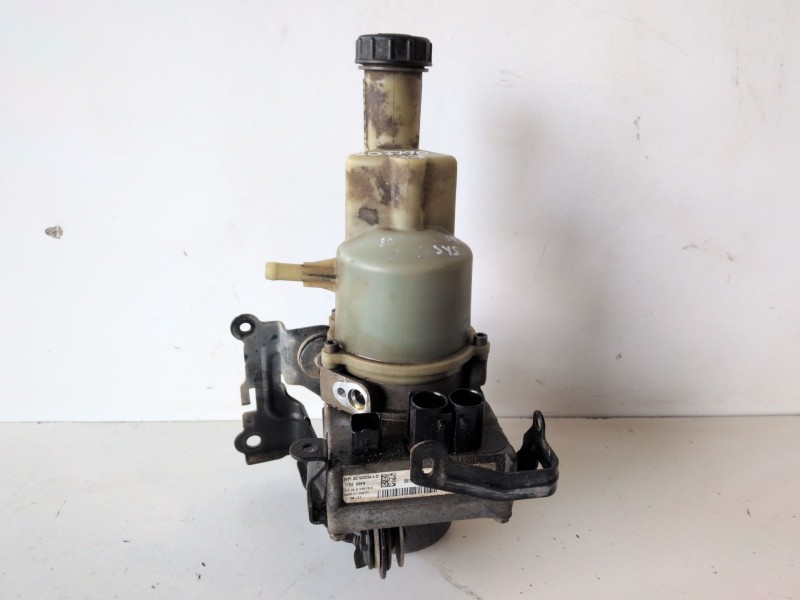 Recambio de bomba direccion para peugeot expert furgón ahk referencia OEM IAM 9818127580  