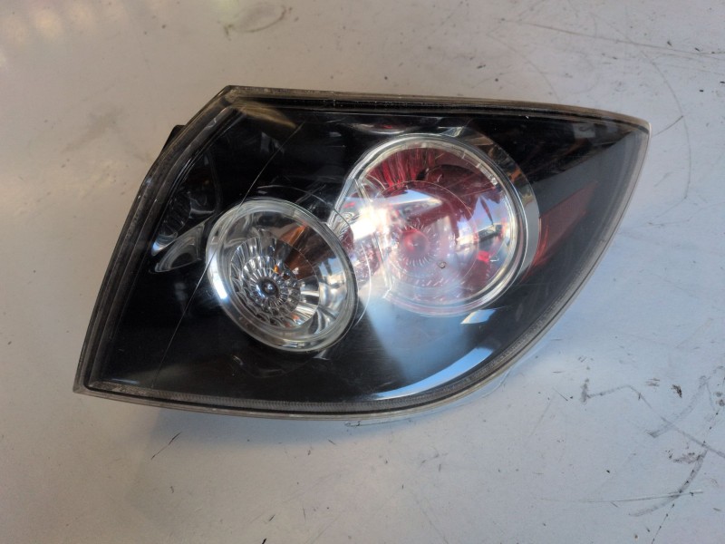 Recambio de piloto trasero derecho para mazda 3 berlina (bk) z6 referencia OEM IAM   