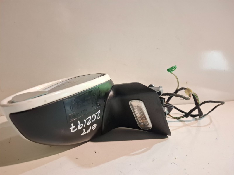 Recambio de retrovisor izquierdo para citroen c4 berlina 5fw referencia OEM IAM   