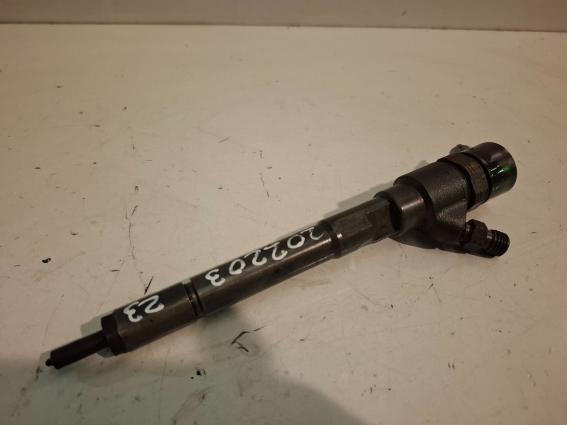 Recambio de inyector para hyundai sonata (nf) d4ea referencia OEM IAM 0445110258  