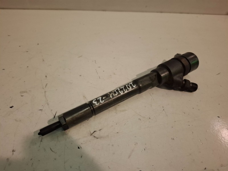 Recambio de inyector para hyundai sonata (nf) d4ea referencia OEM IAM 0445110258  
