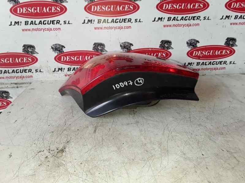 Recambio de piloto trasero derecho para toyota corolla (e12) referencia OEM IAM   