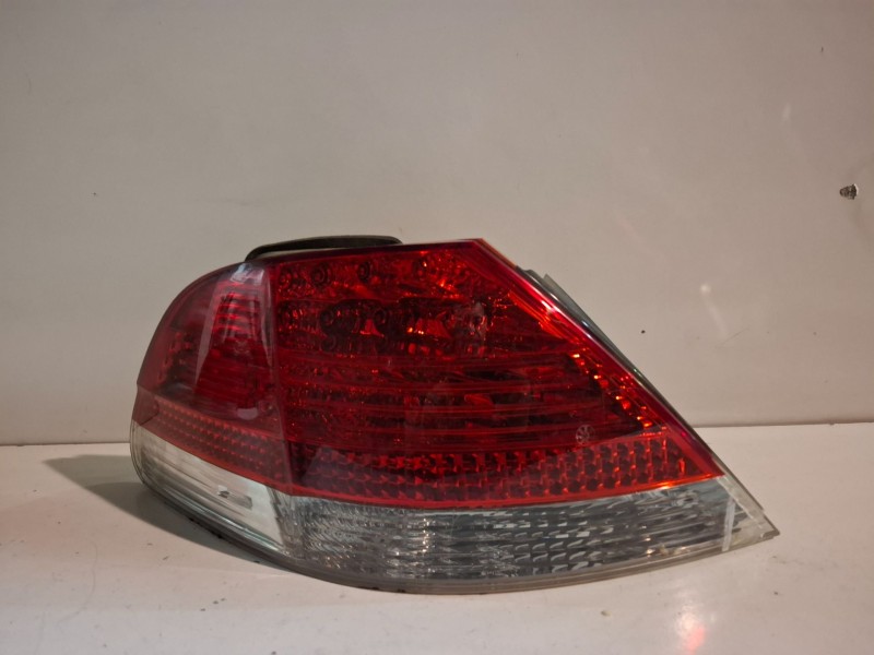 Recambio de piloto trasero izquierdo para bmw serie 7 (e65/e66) 306d3 referencia OEM IAM 693723509  