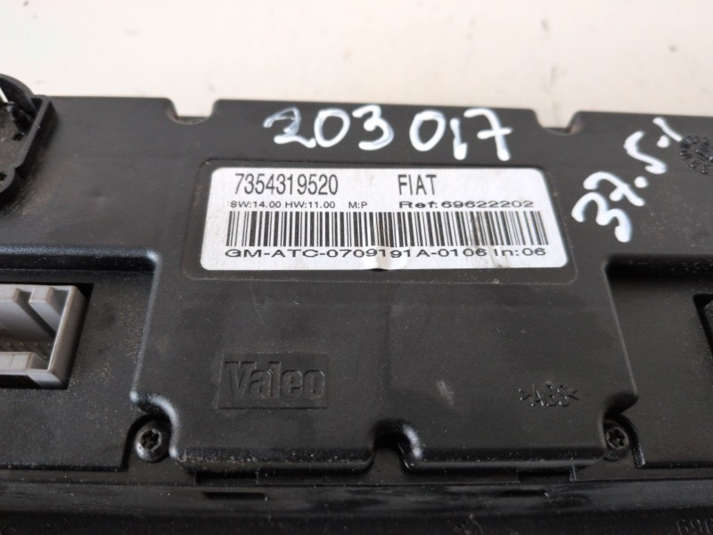 Recambio de mando climatizador para fiat croma (194) 939a2000 referencia OEM IAM 7354319520  