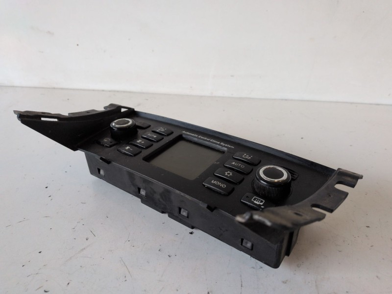 Recambio de mando climatizador para fiat croma (194) 939a2000 referencia OEM IAM 7354319520  