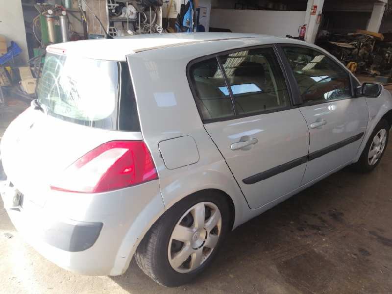 renault megane ii berlina 5p del año 2004