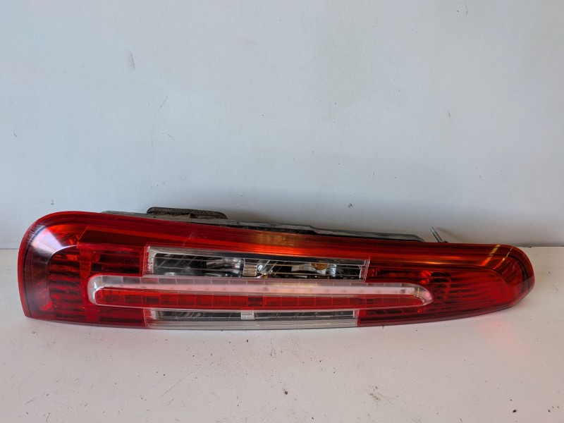 Recambio de piloto trasero izquierdo para ford c-max (cb3)(2007) q7da referencia OEM IAM   