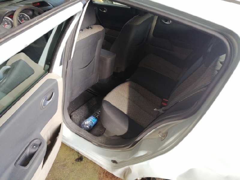renault megane ii berlina 5p del año 2004