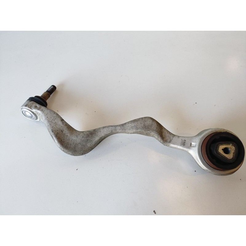 Recambio de brazo suspension inferior delantero derecho para bmw serie 1 coupe (e82) n51b30a referencia OEM IAM 821075210  