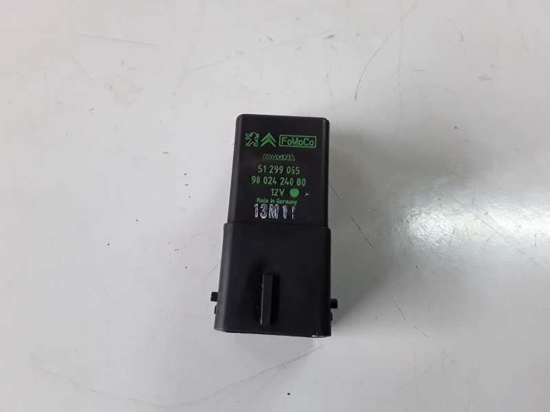 Recambio de caja precalentamiento para citroen ds4 9hr referencia OEM IAM 9802424080/51299065  