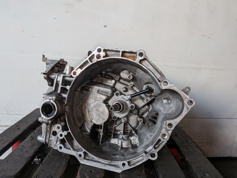 Recambio de caja cambios para peugeot expert furgón ahk referencia OEM IAM 20MB49  