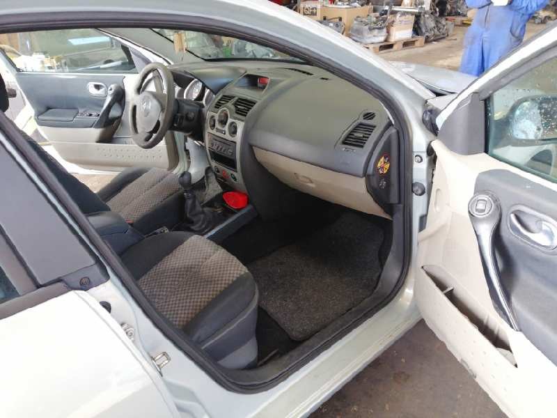 renault megane ii berlina 5p del año 2004