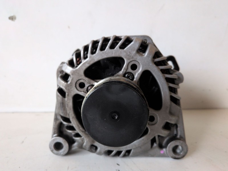 Recambio de alternador para peugeot expert furgón ahk referencia OEM IAM 4011191036  
