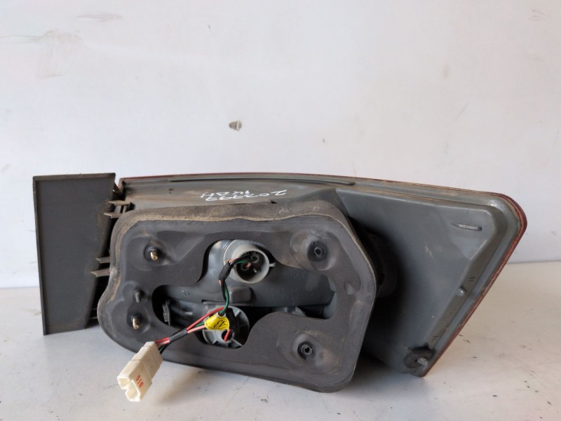 Recambio de piloto trasero izquierdo para hyundai sonata (nf) d4ea referencia OEM IAM   