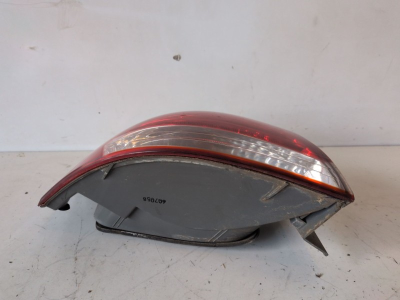 Recambio de piloto trasero izquierdo para hyundai sonata (nf) d4ea referencia OEM IAM   