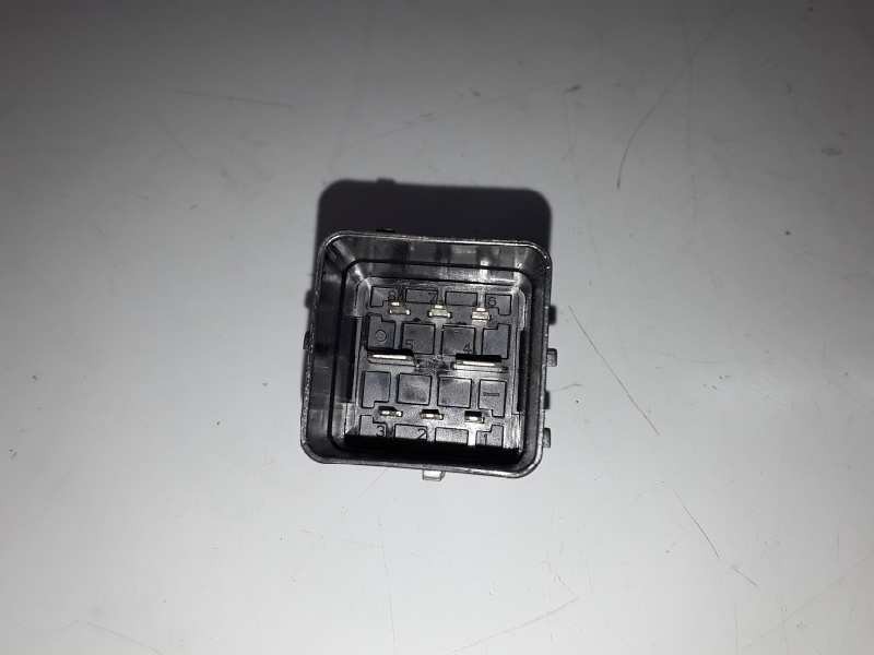 Recambio de caja precalentamiento para citroen ds4 9hr referencia OEM IAM 9802424080/51299065  