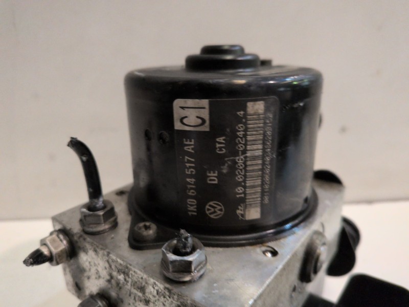 Recambio de abs para volkswagen golf v (1k1)(10.2003) bxe referencia OEM IAM 1K0614517AE  