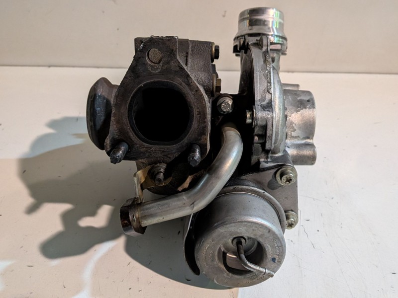 Recambio de turbocompresor para renault kangoo ii (f/kw0) k9k636 referencia OEM IAM 54389700006  