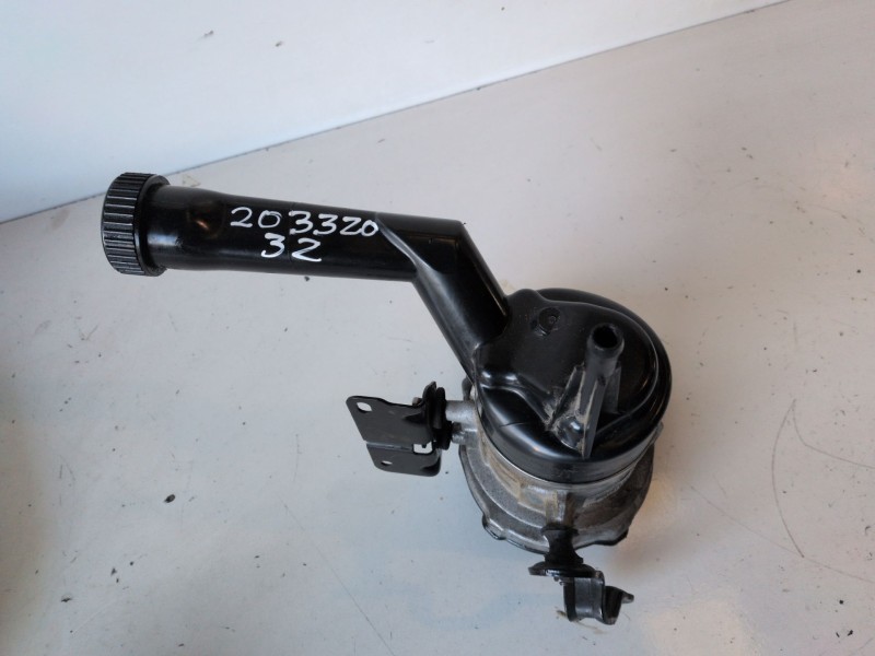 Recambio de bomba direccion para peugeot 308 5fw referencia OEM IAM 9684979180  