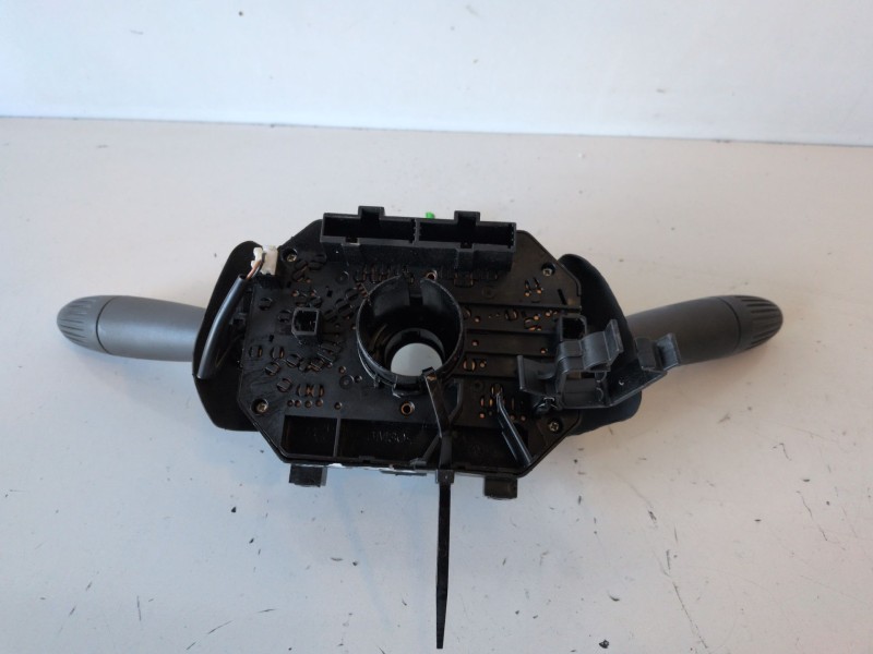 Recambio de mando luces para fiat ii panda (169) 188a4000 referencia OEM IAM 735444632  