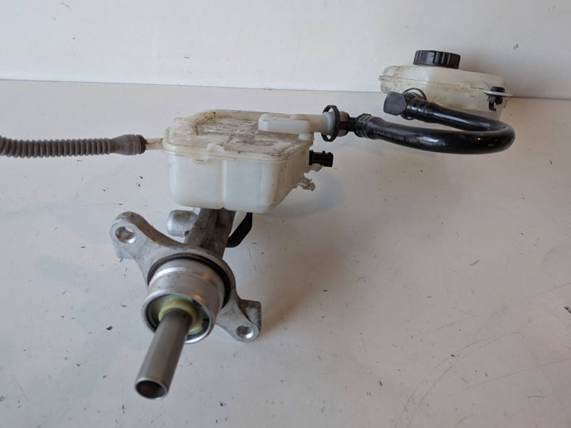Recambio de bomba freno para fiat talento furgón (296) r9m452 referencia OEM IAM   