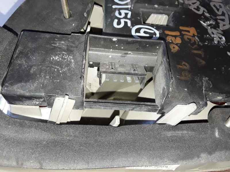 Recambio de piloto trasero izquierdo para ford fiesta berlina referencia OEM IAM   