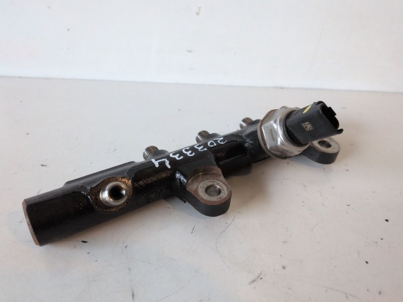 Recambio de rampa inyectora para renault kangoo ii (f/kw0) k9k636 referencia OEM IAM 175213876R  
