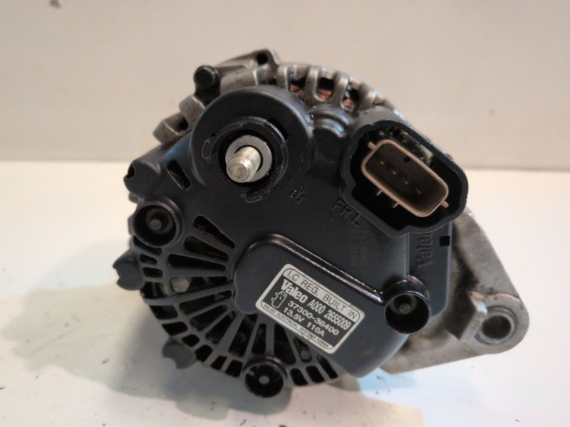 Recambio de alternador para hyundai santa fe (sm) g4js referencia OEM IAM A0002655009  