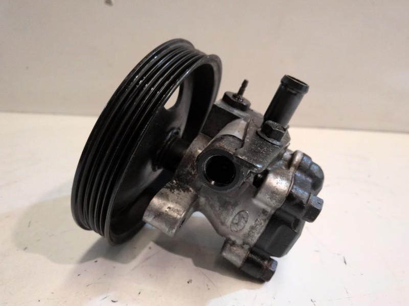 Recambio de bomba direccion para hyundai santa fe (sm) g4js referencia OEM IAM   