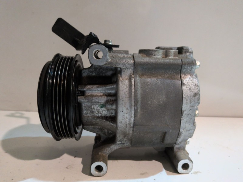 Recambio de compresor aire acondicionado para fiat ii panda (169) 188a4000 referencia OEM IAM 51747318  