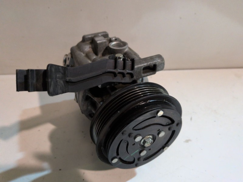 Recambio de compresor aire acondicionado para fiat ii panda (169) 188a4000 referencia OEM IAM 51747318  
