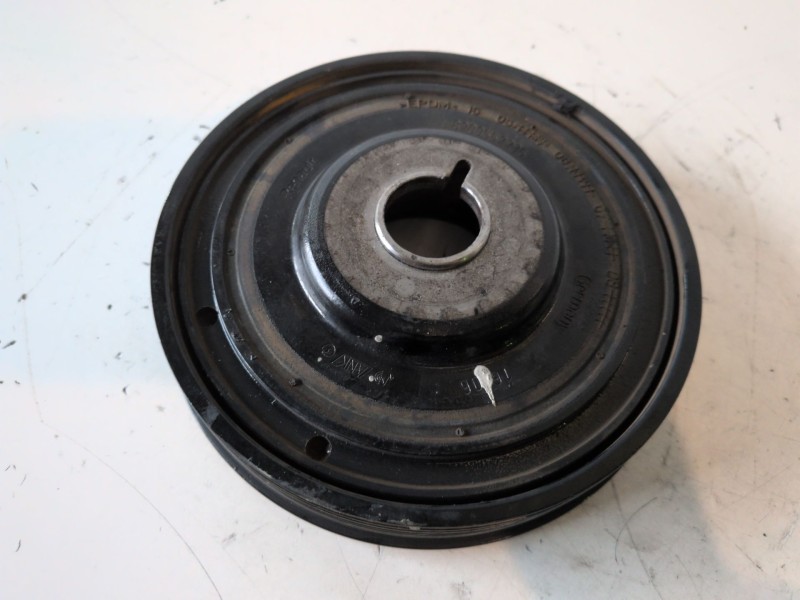 Recambio de polea cigueñal para renault kangoo ii (f/kw0) k9k636 referencia OEM IAM 8200552235  