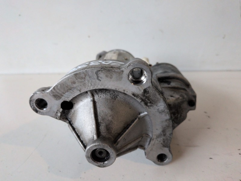 Recambio de motor arranque para citroen c5 break rhr referencia OEM IAM D8R27  