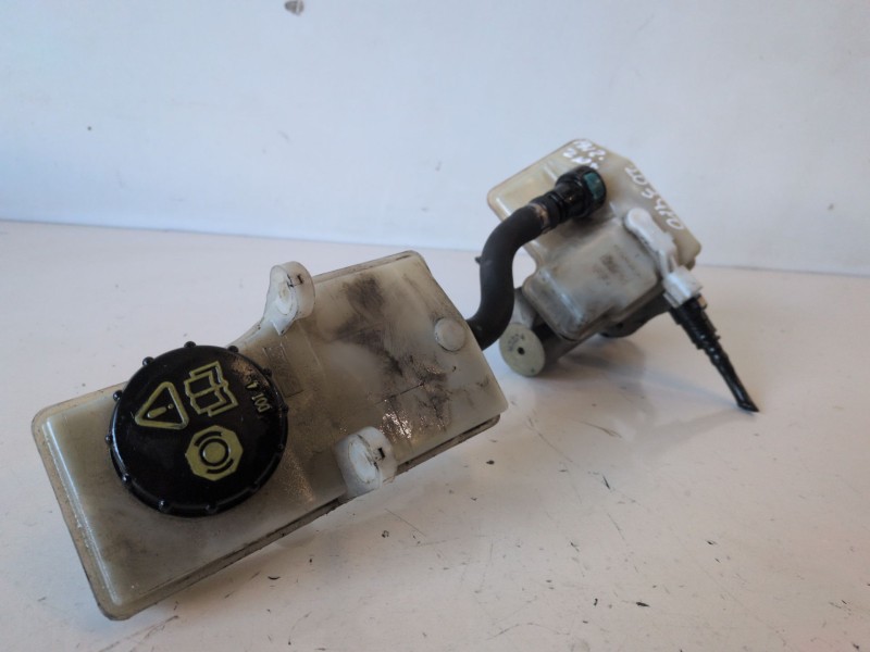 Recambio de bomba freno para ford focus berlina (cap) hwda referencia OEM IAM   